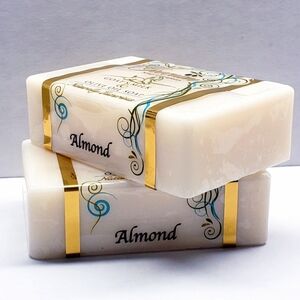 ALMOND -Goat's Milk & Olive Oil Handcrafted Natural Beauty Bar Soap, 6 oz(2pack)
